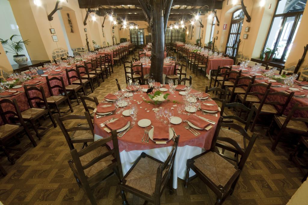 Hostal Ayestaran I Лекунбери Екстериор снимка